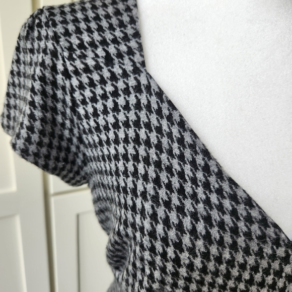 Banana Republic Houndstooth Checkered Dress Black Gray Short Sleeves Medium - Picture 6 of 14